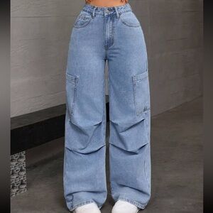 SHEIN Women's Blue Cargo Jeans